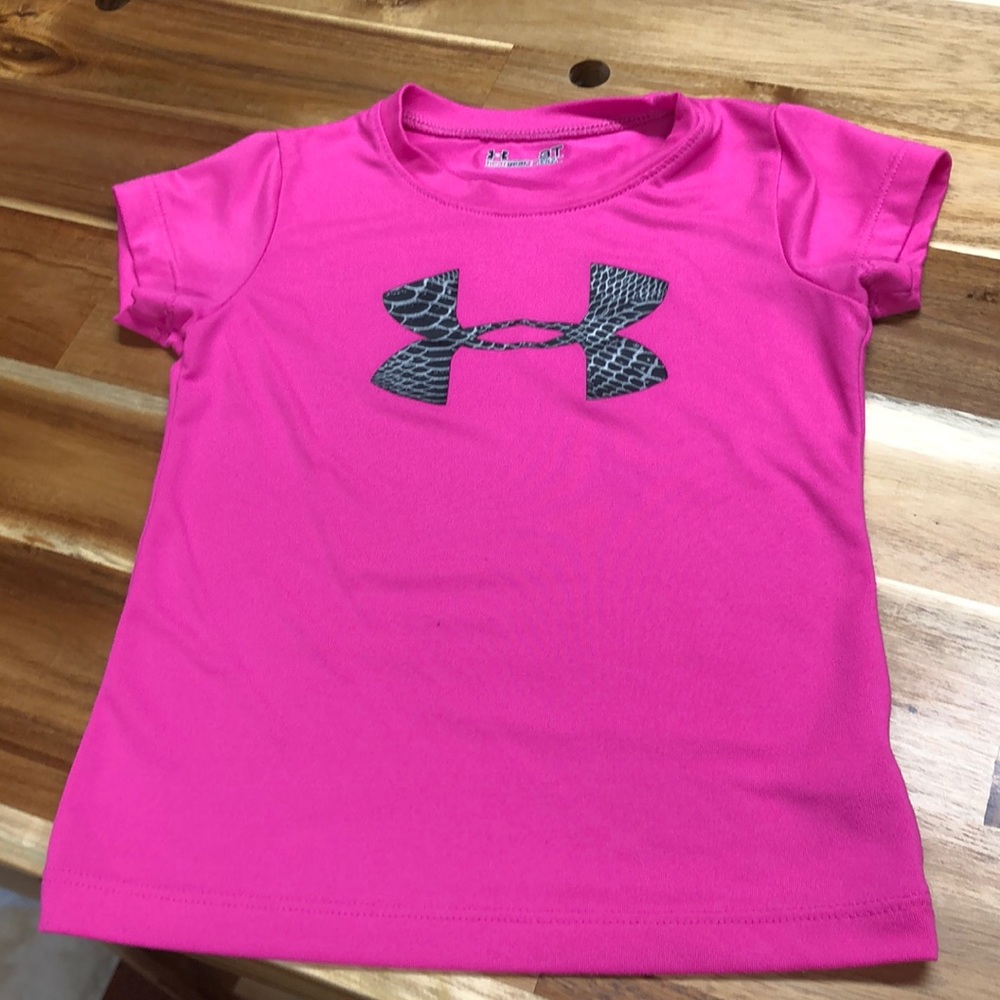 Under Armour toddler top size 3